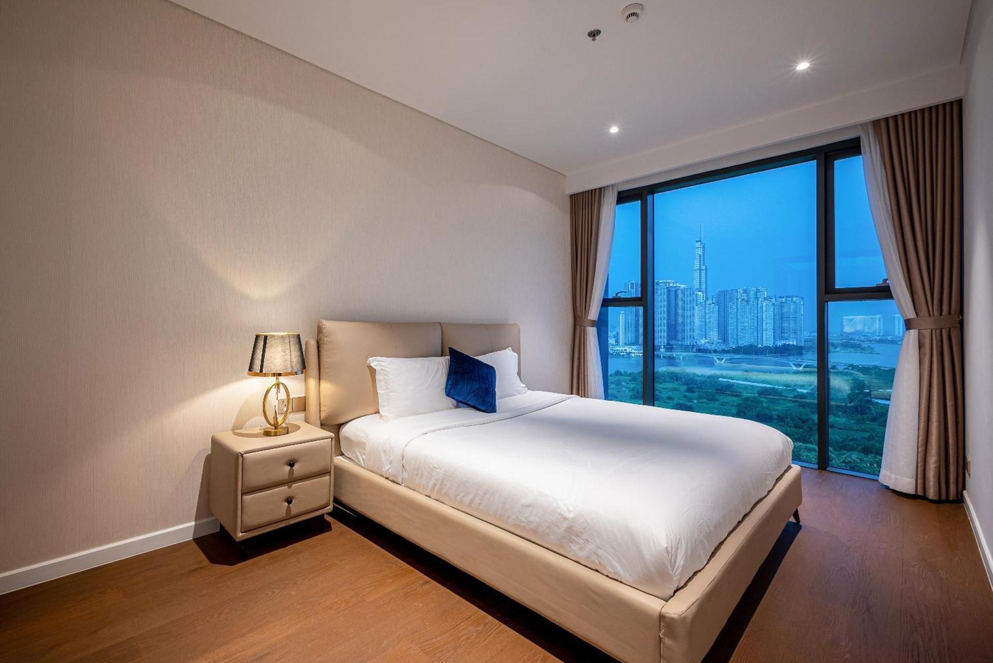Metropole Thu Thiem Apartment