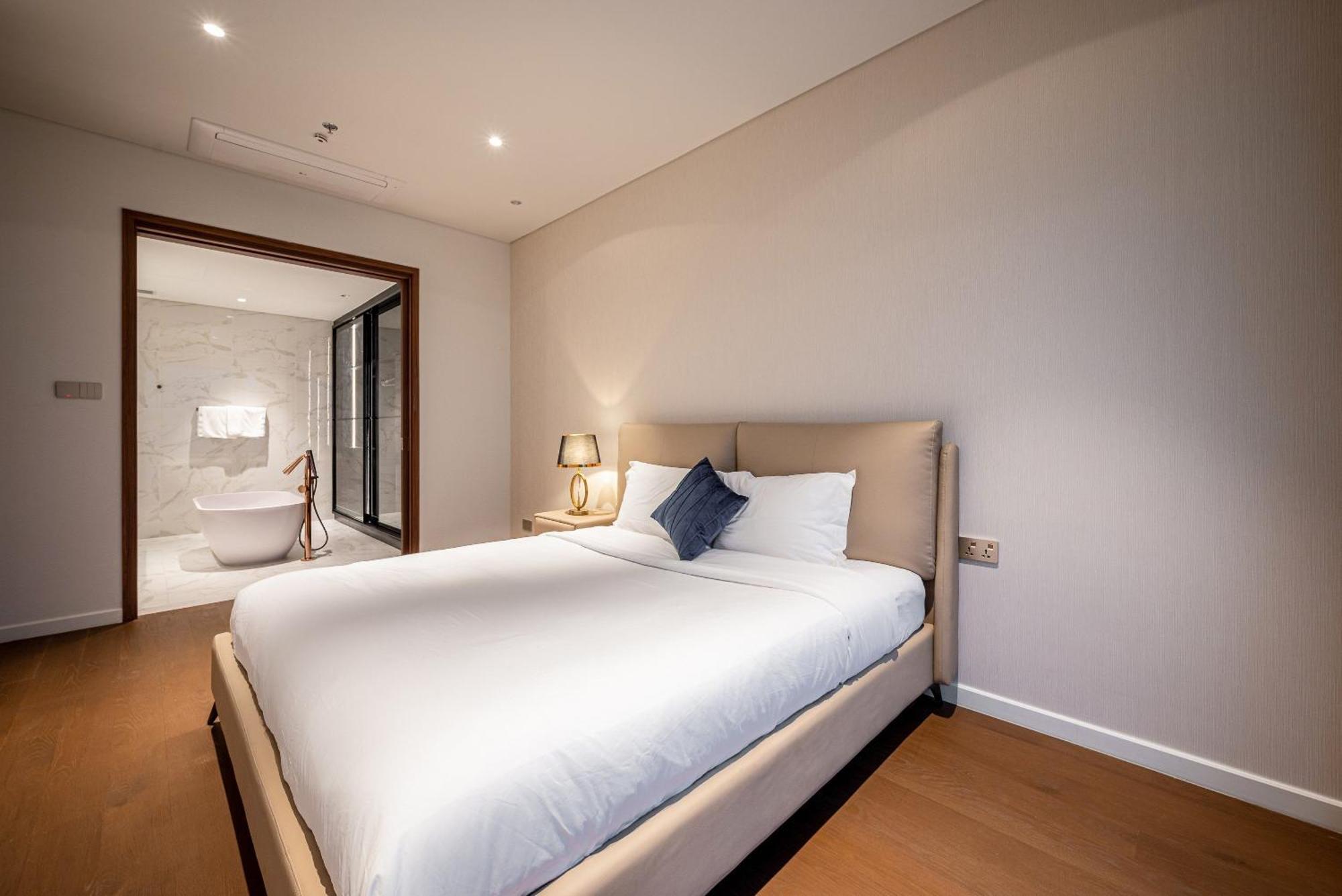 Metropole Thu Thiem Apartment Ho Chi Minh City